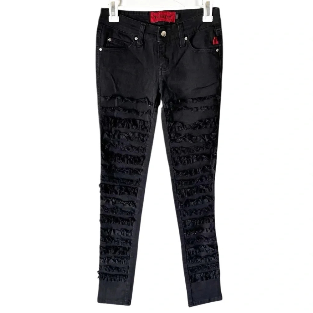 TRIPP NYC Lace Ruffle Skinny Jeans in Black 3‎